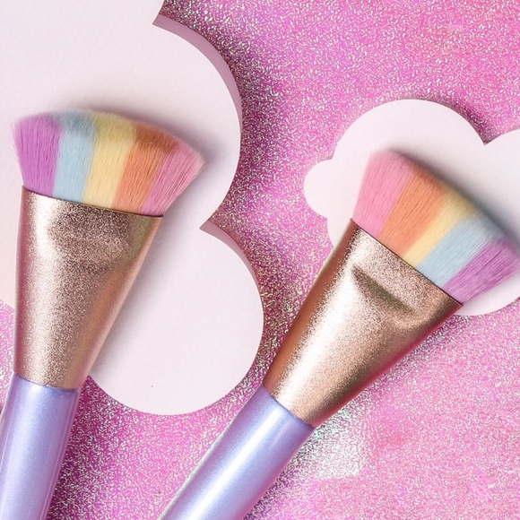 Too Faced Festival Rainbow Strobing Brush - RARE! - Picture 3 of 6